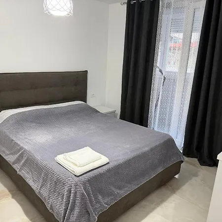 2r Appartement Tirana